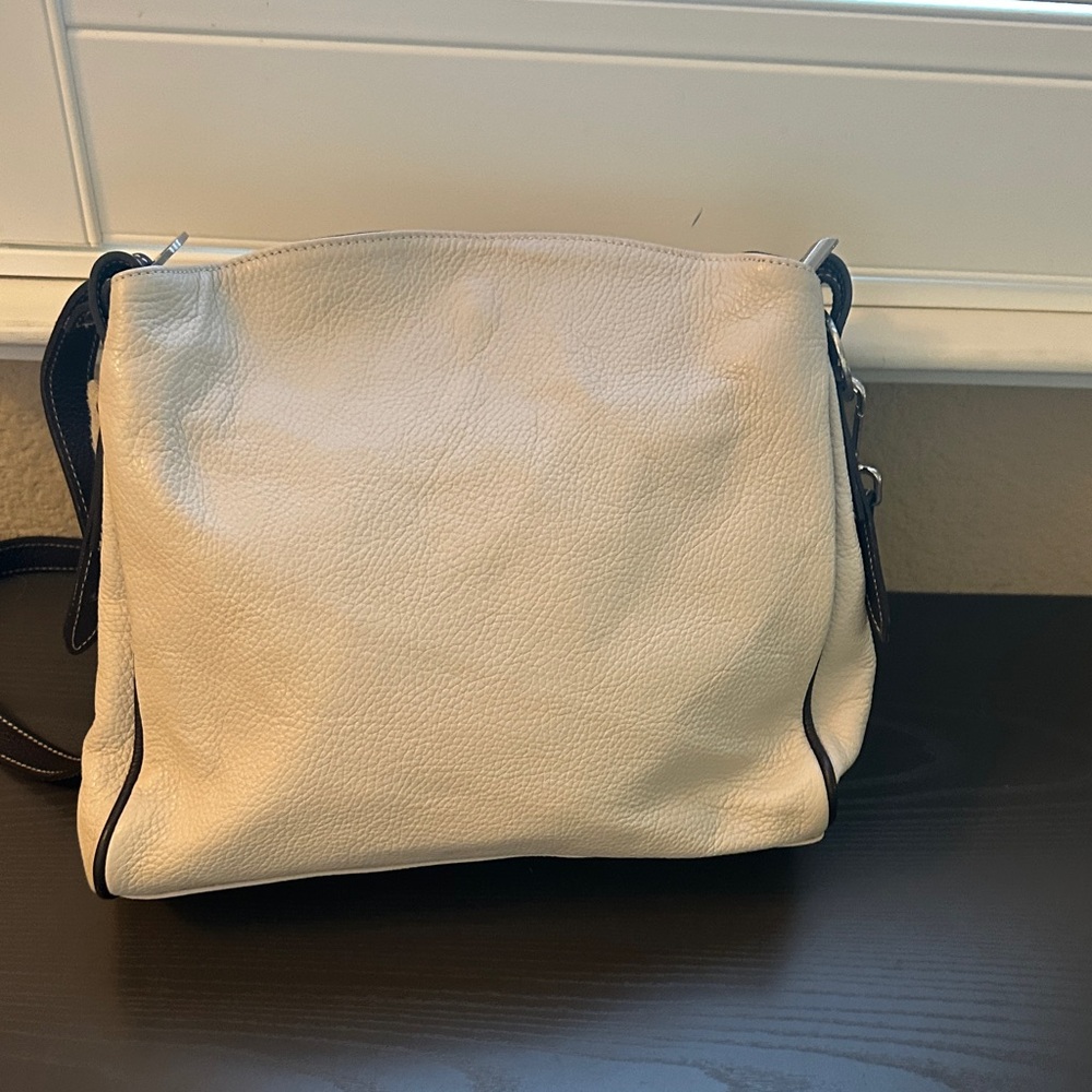 Elegant Cream Made In Italy Leather Crossbody  or Shoulder Bag with Brown strap - Picture 4 of 9